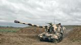 Азербайджанская армия развернула тактические учения с боевой стрельбой