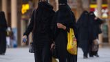Во французских школах запретят традиционные мусульманские женские платья