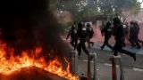 Первомайский хаос во Франции: около 800 тыс. «трудящихся» серьезно потрепали полицию