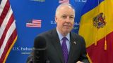 Найти и покарать: посол США обещает молдавским олигархам новые санкции