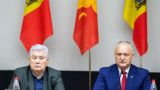 В Молдавии оппозиция бойкотирует референдум Санду, а может и выборы президента