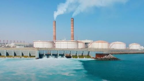 Иран повышает ставки: при +50°C Кувейт получил по опреснению воды и электроэнергии
