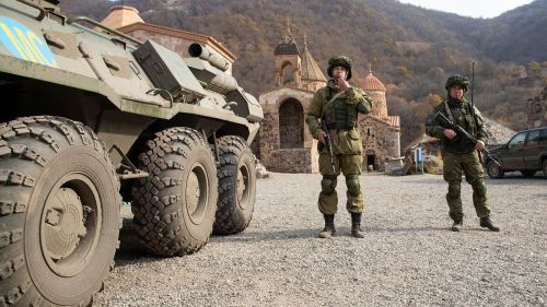 Кремль подтверждает: Российские миротворцы досрочно покидают Нагорный Карабах