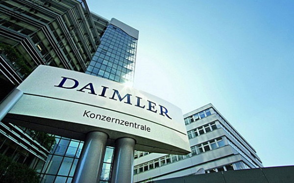 В Германии проверят выбросы у практически млн авто Daimler
