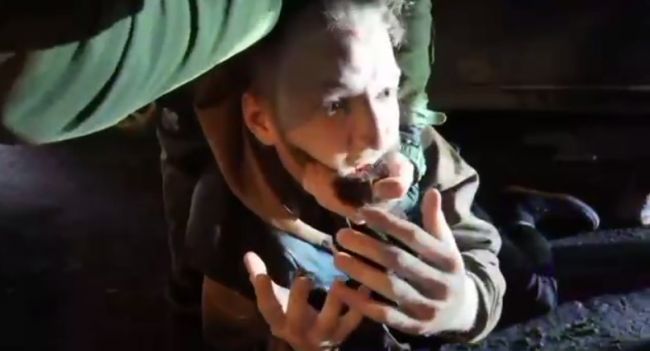 В Москве задержали бандитов, вымогавших деньги у участников СВО — видео