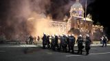 Во время уличных беспорядков в Белграде пострадали шестеро полицейских