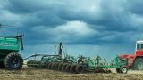 Власти Казахстана обещают аграриям топливо дешевле, чем на АЗС
