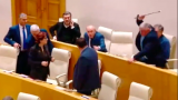 Грузинские оппозиционеры боятся сидеть рядом с депутатами «Силы народа»
