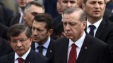 В ФРГ на Эрдогана и Давутоглу подали в суд по подозрению в военных преступлениях