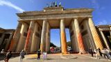 В Берлине экстремисты залили краской Бранденбургские ворота