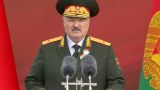 Лукашенко рассказал о тысячах добровольцев, пришедших в военкоматы