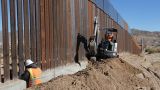 «Стена Трампа»: 376 мексиканцев пробрались в США через подкоп