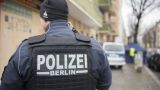 Молодые немцы достали полицию Берлина глупыми вопросами о коронавирусе