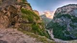 Под камнепад в Кабардино-Балкарии попали восемь туристов
