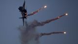 СМИ: Удар «неопознанной авиации» на востоке Сирии унёс жизни 18 человек