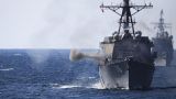 Красное море превращается в прифронтовое: американский эсминец сбил йеменский дрон