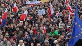 По всей Польше начались массовые протесты