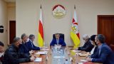 Президент Южной Осетии поручил увольнять «врачей-дезертиров»