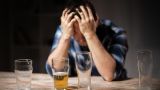 Опять пандемия: каждый день от алкоголя умирают больше 500 американцев
