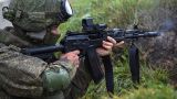 Оружие нового уровня: На вооружение ВДВ России поступили автоматы АК-12