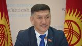 У киргизского депутата диплом о высшем образовании оказался фальшивым