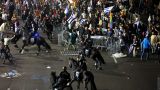 Полиция разогнала протестующих против Нетаньяху в Тель-Авиве водометами
