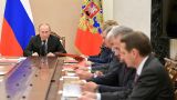 Путин обсудил на заседании Совбеза ситуацию с угрозой коронавируса