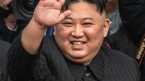 Ким Чен Ын пришел в женскую баню