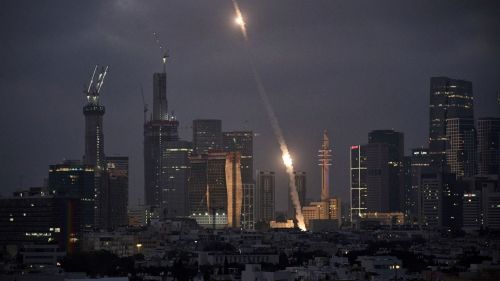Clashes occurred in Tel Aviv at a mass rally against the war in Iran.