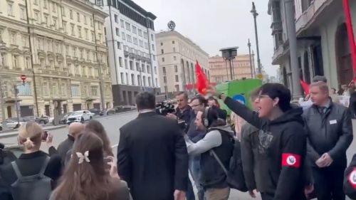 Русская кровь на ваших руках: представительству ЕС в Москве показали «кузькину мать»
