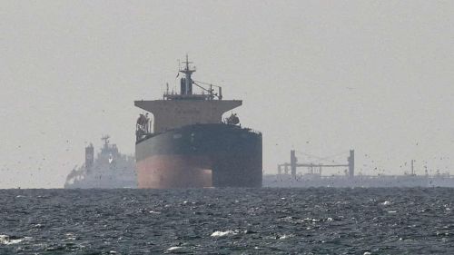 Iran has completely blocked the Strait of Hormuz