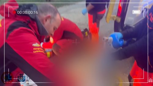 Surgeon from God: in Hungary, a doctor sutured a wound on the heart right on the street