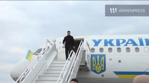 Под Зеленским горит кресло, он уже не может находиться в Киеве — Соскин