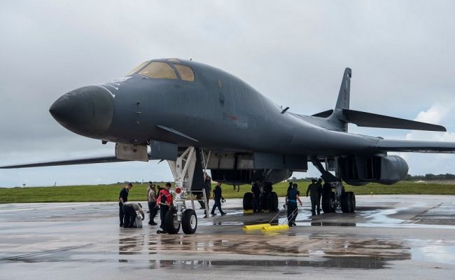 Бомбардировщик b 1b lancer