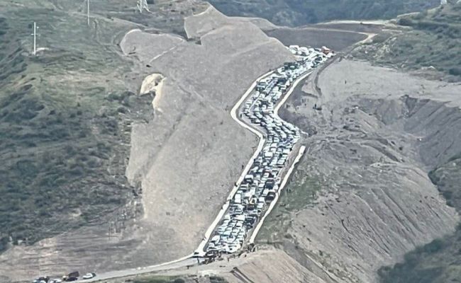 Карабахский поток: Лачинский коридор из гуманитарного превращается в эвакуационный