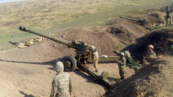 Armenia despliega artillería en frontera con Azerbaiyán en respuesta al despliegue de tropas