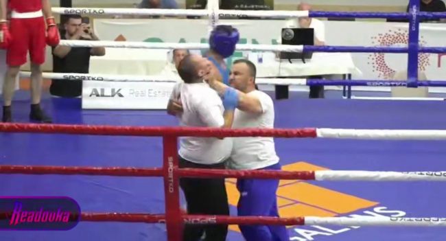 Тренер боксера из Азербайджана напал на судью на чемпионате Европы