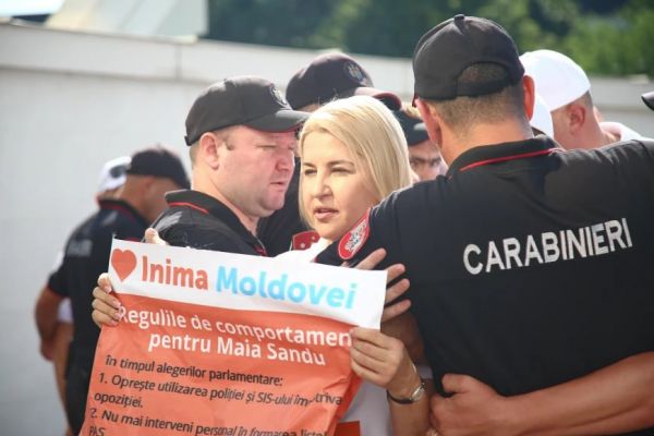 Партия «Сердце Молдавии» требовала от Санду честных выборов — полиция применила силу