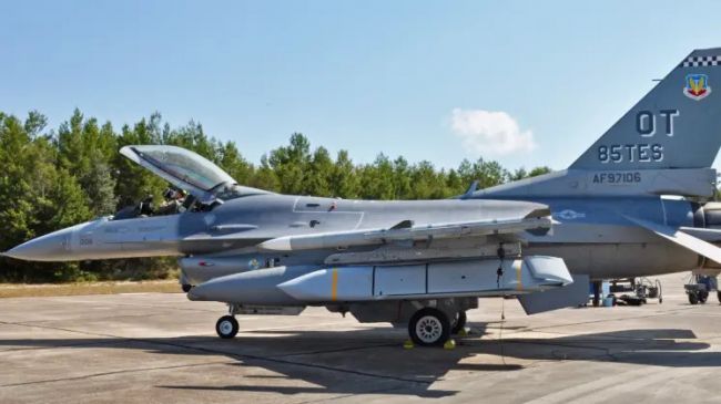 Military Watch Magazine: США обсуждают отправку дальнобойных ракет JASSM Киеву
