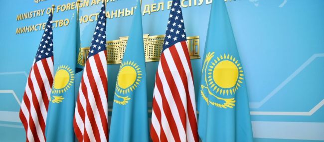 «Москва нам друг, но Вашингтон дороже»: Астана поддержит меры США по изоляции России
